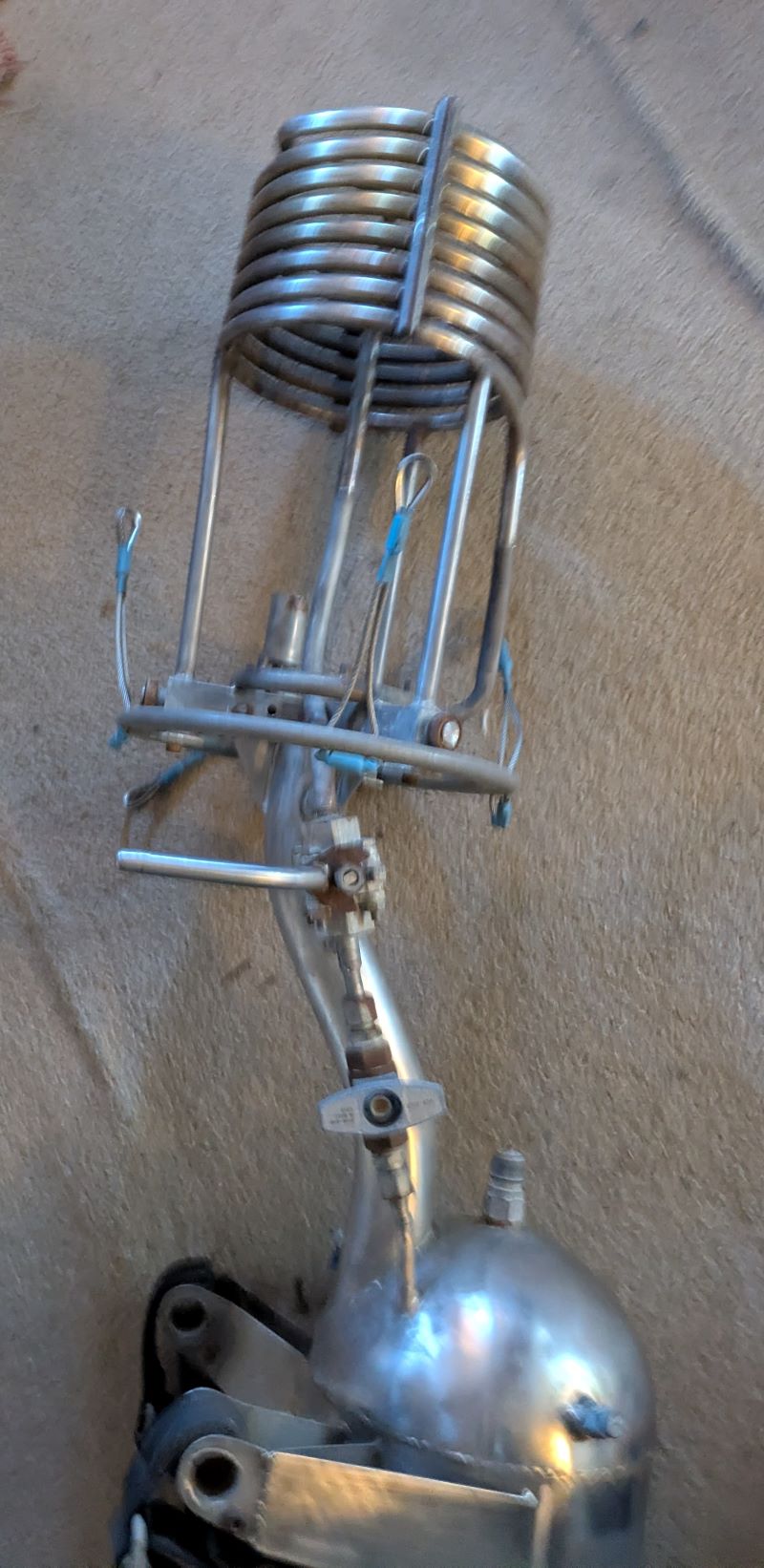 Close up picture of burner from Green Ice Cloudhopper showing burner valve and suspension ring